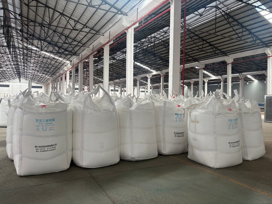 PVC-HMSL resin raw material bags — white ton bags in warehouse