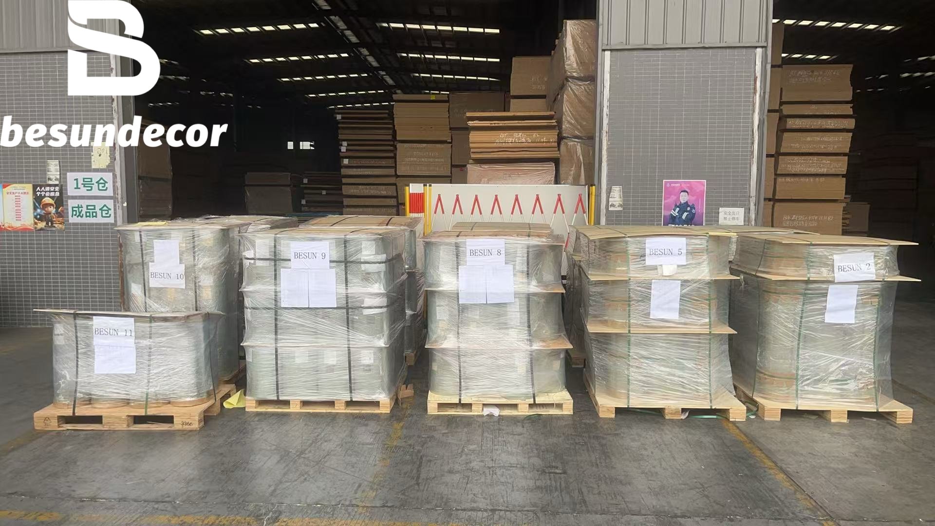 BESUN DECOR finished-goods warehouse — palletised rolls wrapped and ready for shipment
